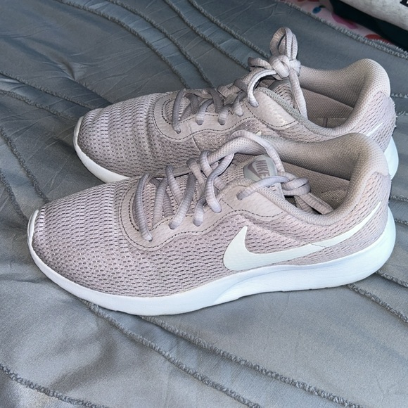 Nike Sneakers - Picture 3 of 5